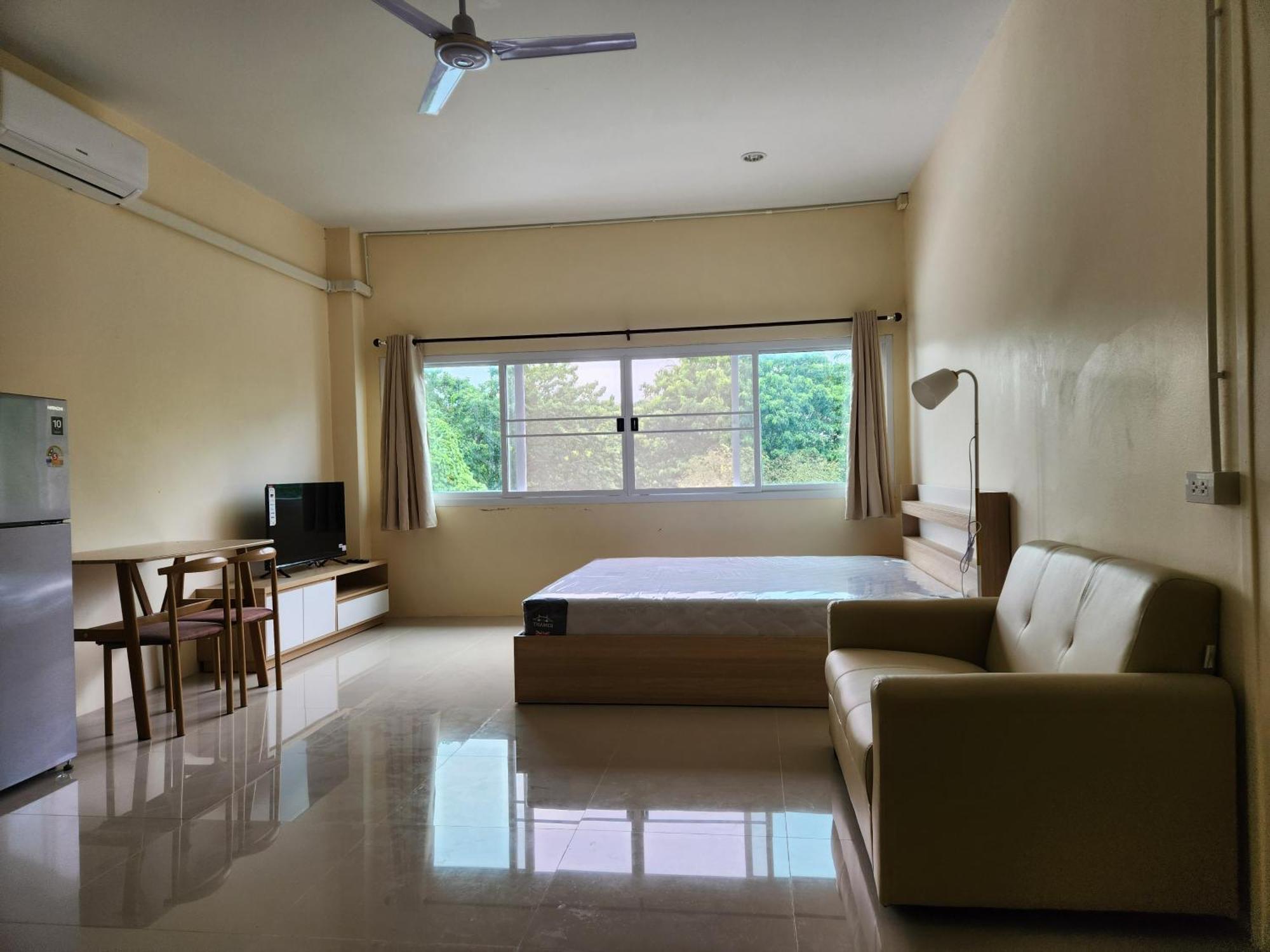 Skypearl Guesthouse & Pub Koh Tao Eksteriør billede