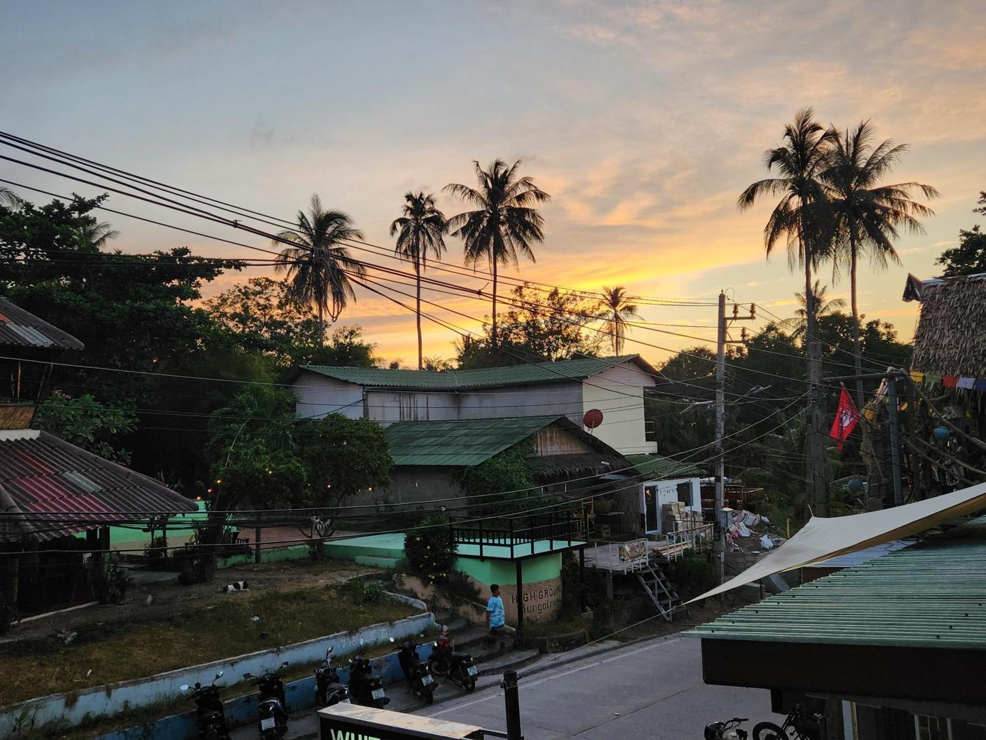 Skypearl Guesthouse & Pub Koh Tao Eksteriør billede